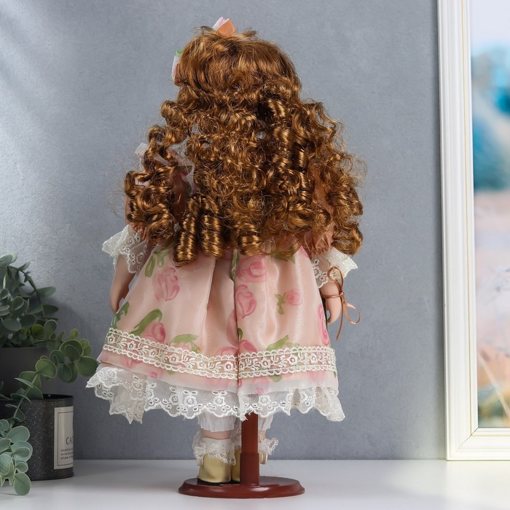 Фарфоровая кукла керамика Регина в карамельном платье с цветком 40 см 6260938