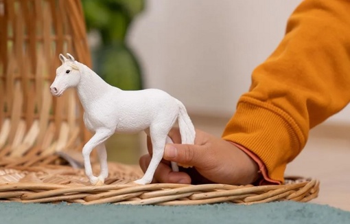 Фигурка Кобыла Камарильо Schleich 13959 - фото2