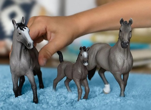 Фигурка Жеребец Французский верховой Schleich 13956