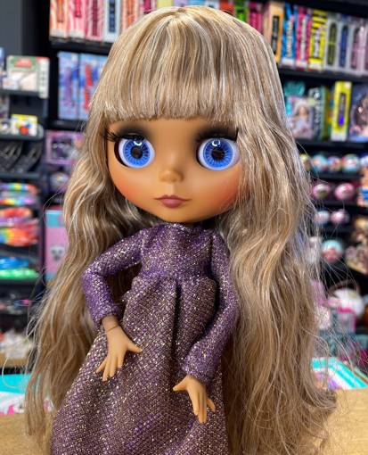Кукла Блайз Праздничная мелированная в фиолетовом платье