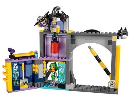 Лего 41237 Секретный бункер Бэтгерл Lego Super Hero Girls