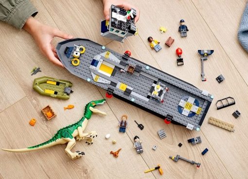 Лего 76942 Побег барионикса на катере Lego Jurassic World