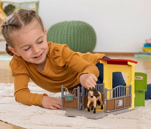 Набор Загон для пони с исландским пони-жеребцом Schleich 42609