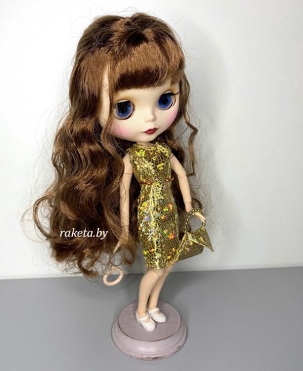 Одежда для кукол Блайз Золотое платье и сумка 11376
