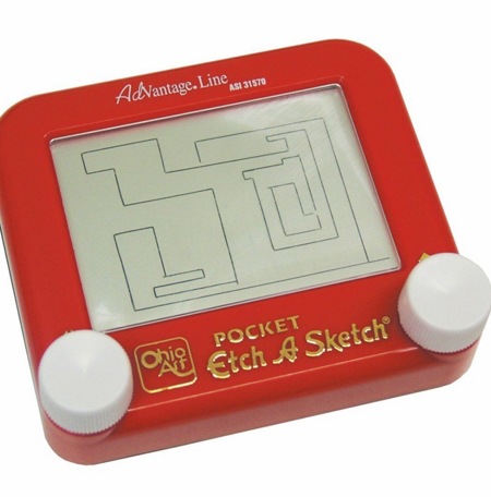Развивающая игра "Волшебный экран" Etch-a-Sketch Pocket 9,5х10,5 см